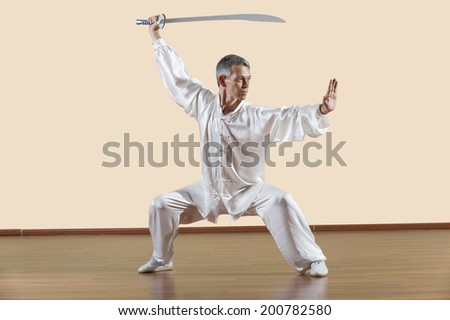 Kung Fu, Daoshu, Mabu jia dao, Man holding sword