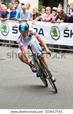 MILAN, ITALY - MAY 27: The professional cyclist Rigoberto Uran Uran competes during the individual chronometer at 95 Giro D\'Italia on May 27, 2012 in Milan, Italy.