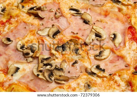 pizza with ham and mushroom