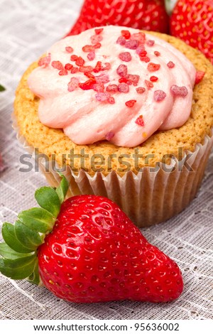 strawberry cupcake