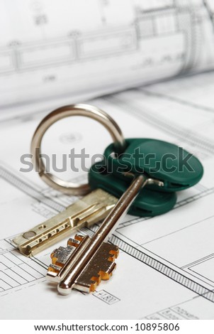 Keys over house plan blueprints