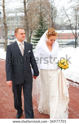 Modest ALine Aline Lace and stain Short Sleeve Wedding Dresses winter 