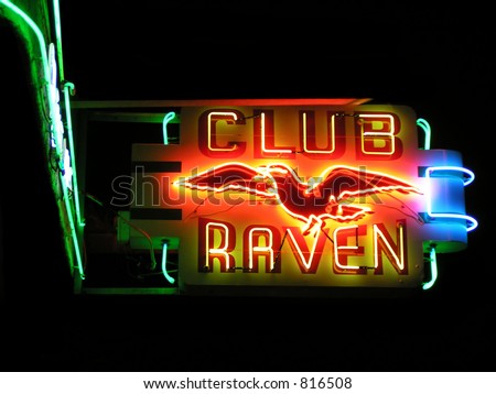 Club Raven neon sign
