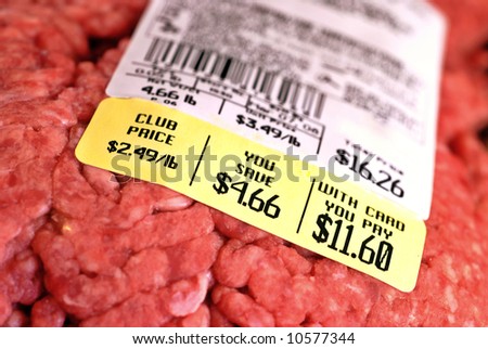 Price tag on a large package of raw hamburger