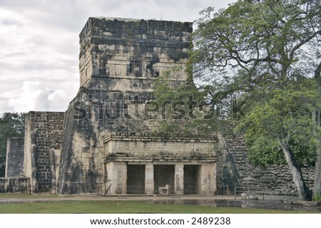 The Mayan Jaguars Temple in Chichen Itza, Yucatan Peninsula, Mexico