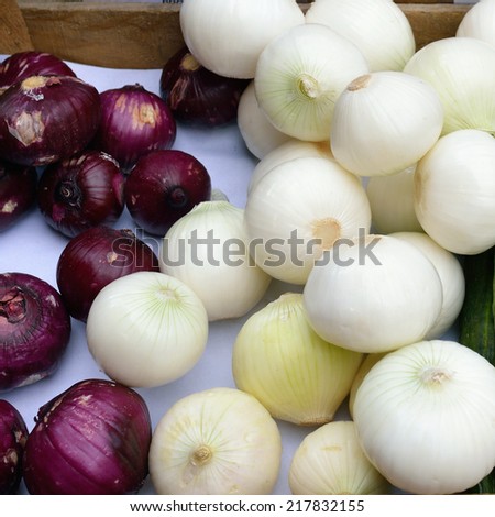 French farmers onions on the rural market. Provence, France
