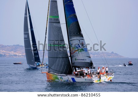 ALICANTE,SPAIN–OCT. 7:Sanya Team and Telefonica Team participate in the race around the world \