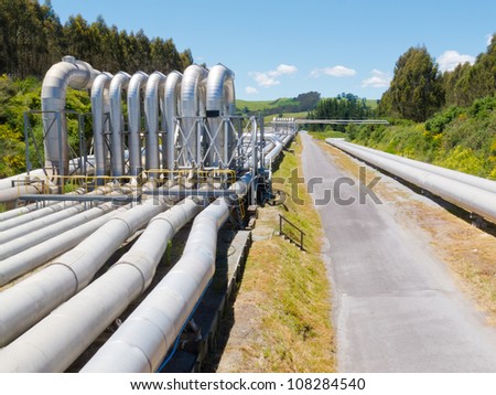 Background of a pipeline installation for distribution and supply of liquid and gaseous products, such as petroleum based resources, over long distances