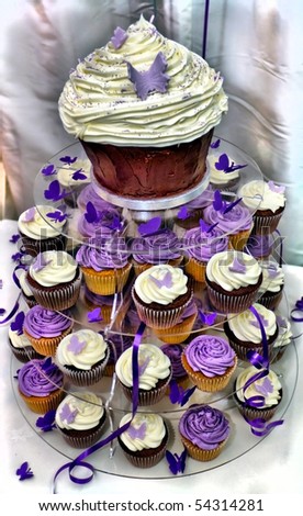 purple and white wedding cupcakes