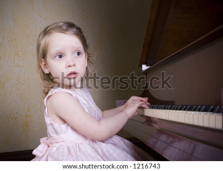 Concerned preschooler looking for piano teacher