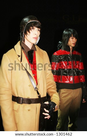Model at Seoul Fashion Week (Seoul Collection) Fall/Winter 2006. Seo Eun Gil collection.