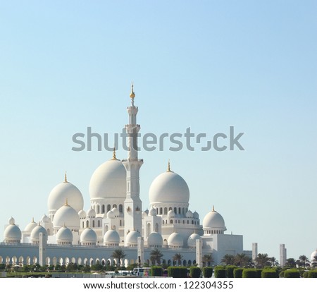 Sheikh Zayed Grand Mosque in Abu Dhabi the capital city of United Arab Emirates Sheikh Zayed Grand Mosque in Abu Dhabi the capital city of United Arab Emirates