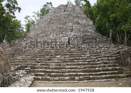 mexico trip to pyramide