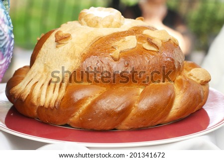 wedding big round loaf closeup