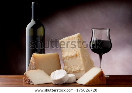 italian cheese and red wine