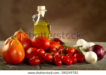 ingredients for italian tomato pasta sauce