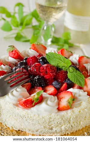 cake with soft fruits