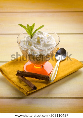 ice cream with cinnamon and coffee