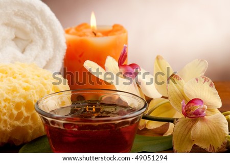 spa oil massage on bowl