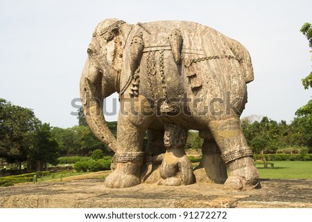 Statue of warrior elephant crossing a soldier at Sun Temple in Konark, Orissa, India, Asia