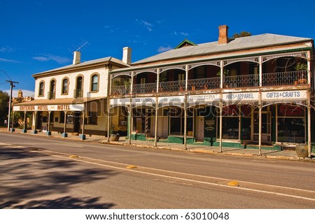 old hotel on the stewart highway, outback south australia