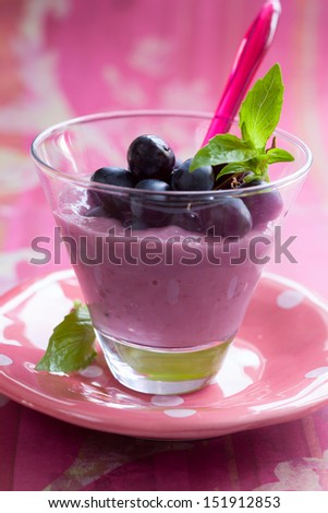Grape mousse in a glasses