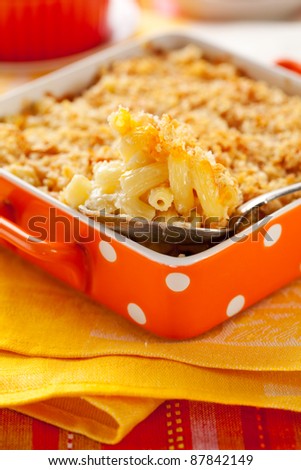 Baked macaroni and cheese in baking dish