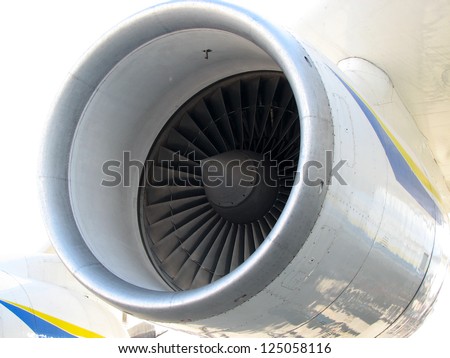 Airplane turbo engine