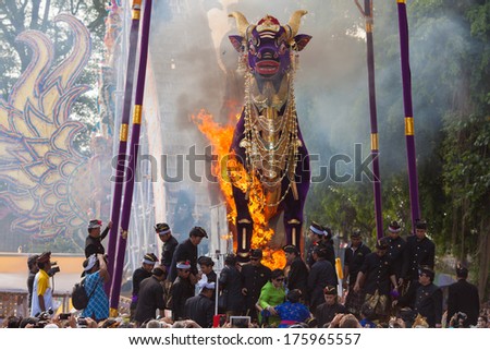 UBUD BALI INDONESIA NOVEMBER 1 Ceremony of royal cremation Ngaben on November 1 2013 in Ubud Bali Indonesia UBUD BALI INDONESIA NOVEMBER 1 Ceremony of royal cremation Ngaben on November 1 2013 in Ubud Bali Indonesia