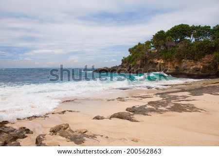Dream beach at Nusa Lembongan, a small island near Bali island in Indonesia