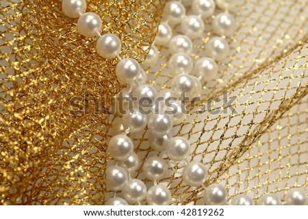 Christmas decoration - pearl beads and golden net
