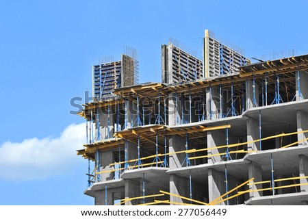 Monolithic building construction site work from concrete