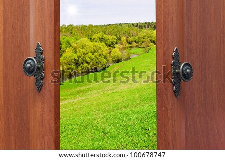 Open the door handle and keys