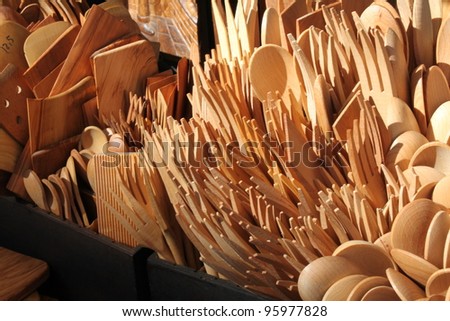 Wooden kitchen tools on sale in an Italian market