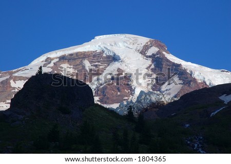 Mt. Baker in the North Cascade mountains of Washington State