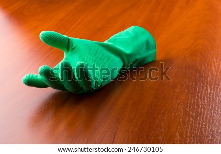 Green cleaning glove