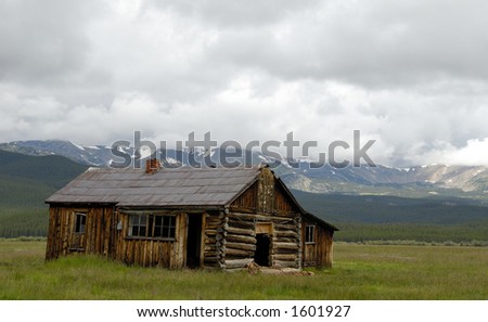 Old cabin in the valley