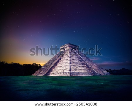 Temple of Kukulkan, pyramid in Chichen Itza, Yucatan, Mexico at night