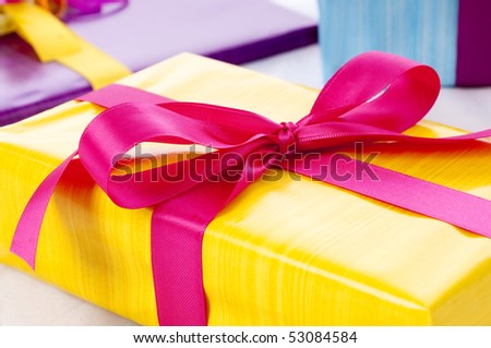 Present boxes in different colors, usable as symbol for christmas, valentine, birthday etc.