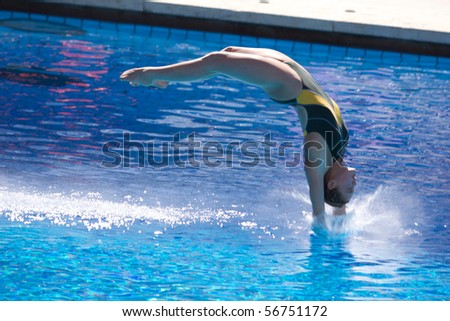 ROME, ITALY - JULY 18: diver Melissa Wu of Australia competes during the diving Women\'s 10m final on July 18, 2009 at the FINA World Championships in Rome. Paola Espinosa from Mexico won gold