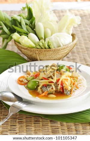 Thai Papaya Salad with Crab and Seafood - thai papaya salad hot and spicy - thai cuisine