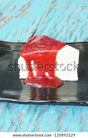 strawberry cheesecake - strawberry cake - cake with raspberry jam or strawberry jam