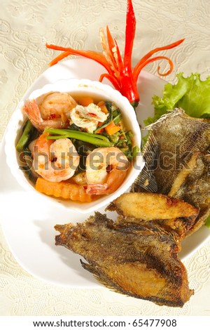 sour curry with prawn and snakesskin gourami,sour curry with prawn annd fried fish(gaeng som goong and pla salid)