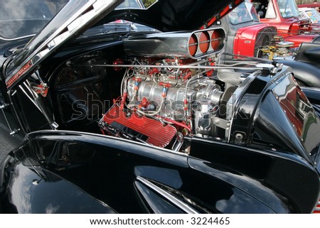antique car motor