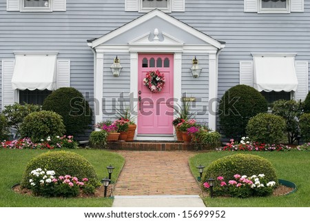 Front Of Beautiful House And Garden Stock Images Page Everypixel