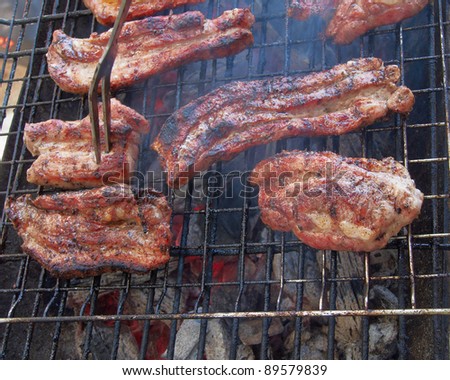 barbecue food on coal fire