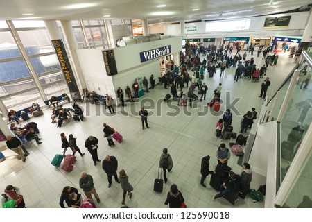Gatwick, England - January 6. Busy Airport At The End Of Christmas Holidays At Gatwick Airport, England On January 6, 2013. Over 34 Million Passengers Passed Through Gatwick In 2012.