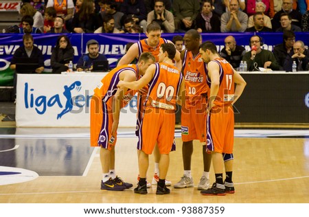 VALENCIA, SPAIN - JANUARY 28: Team Valencia Basket planning strategy during the ACB league match between Valencia Basket  and Asefa Estudiantes, 85-71, on January 28, 2012, in Valencia, Spain
