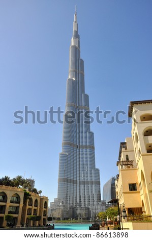 DUBAI, UNITED ARAB EMIRATES - MARCH 23: Vertical panorama of a skyscraper Burj Khalifa on March 23, 2011 in Dubai, UAE. It is currently the tallest structure in the world, at 828 m (2,717 ft).