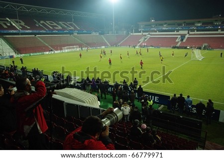 CLUJ, ROMANIA - NOVEMBER 7: The football team of AS Roma, at the official training before UEFA Champions League game against CFR 1907 Cluj on November 7, 2010 in Cluj-Napoca, Romania
